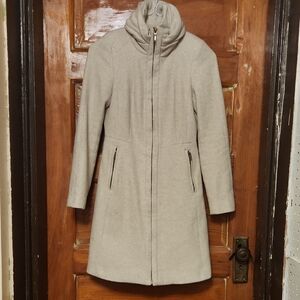 Zara Cream Women's Coat with High Collar